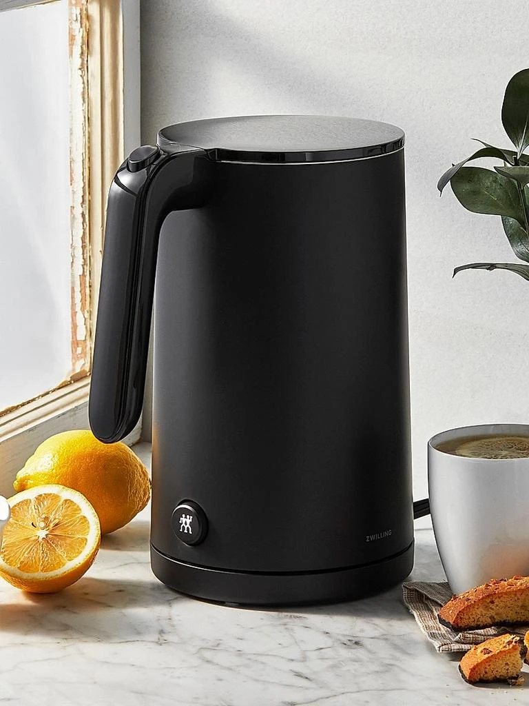 ZWILLING J.A. Henckels Enfinigy Cool Touch 1.5 Liter Electric Kettle 5