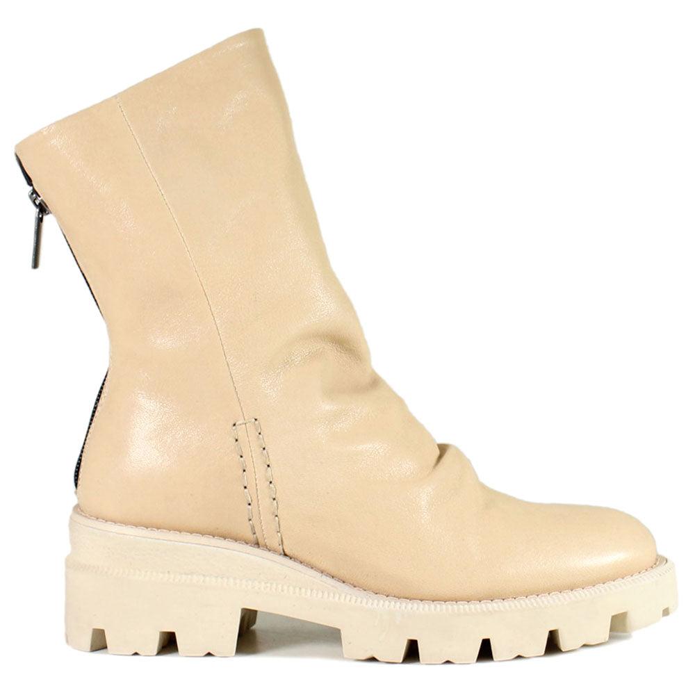 Diba True Sunny Rain Zippered Round Toe Boots