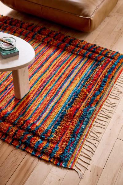 Urban Renewal ReMADE By UO Remnants Clipped Sari Rug