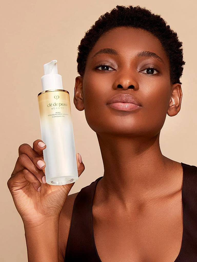 Cle de Peau Facial Cleansing Oil 5