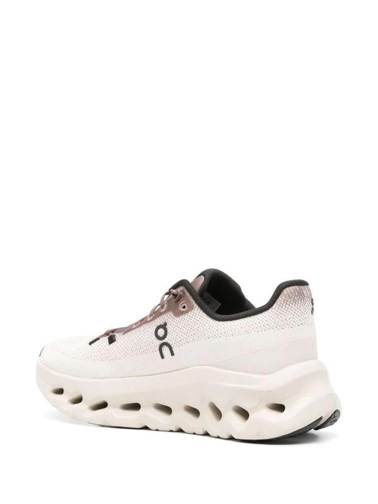 On On Running Cloudtilt Sneakers 4
