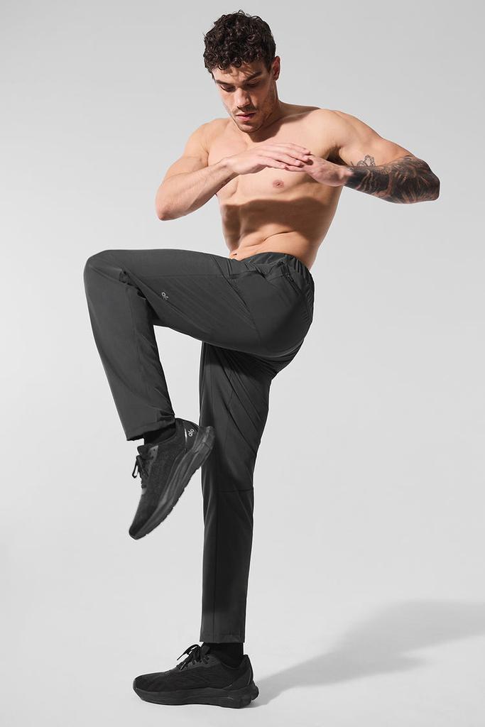 Alo Repetition Pant - Anthracite - Outdoor Clothing - Free