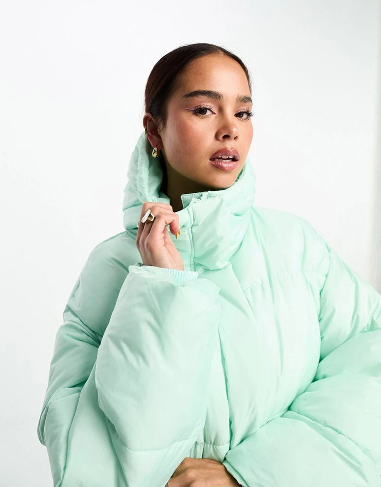 Monki Monki hooded puffer jacket in mint 2