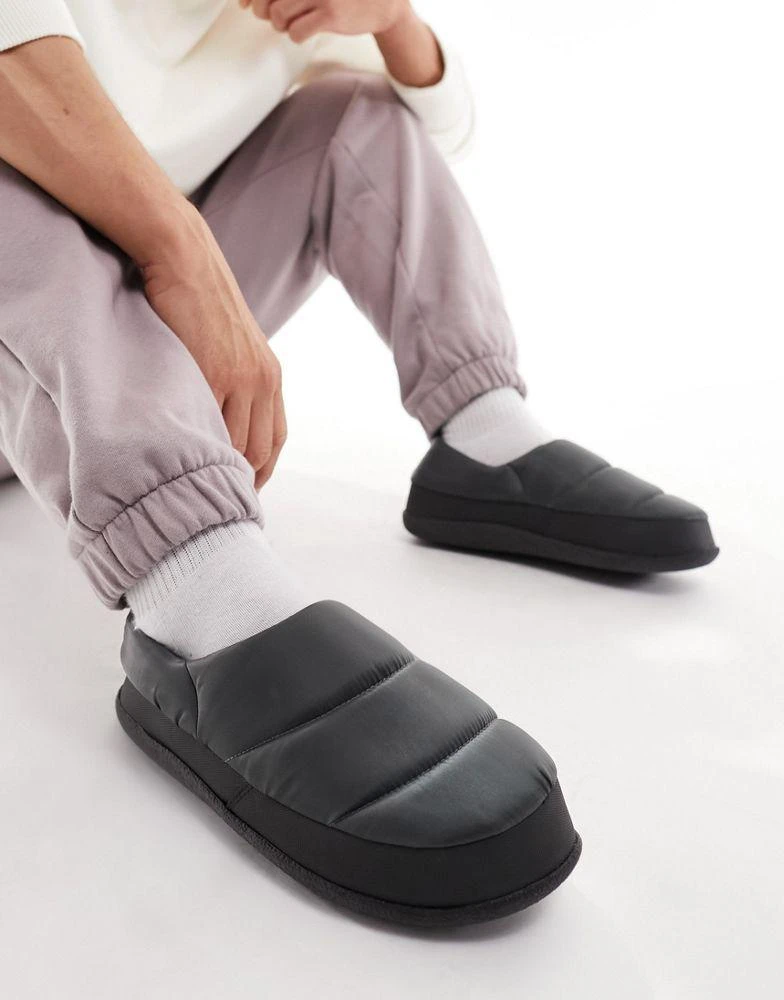 ASOS ASOS DESIGN premium puffer slippers in grey nylon 3