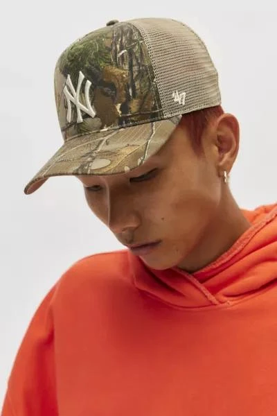 47 Brand ’47 Brand MLB New York Yankees Camo Hitch Trucker Hat 1
