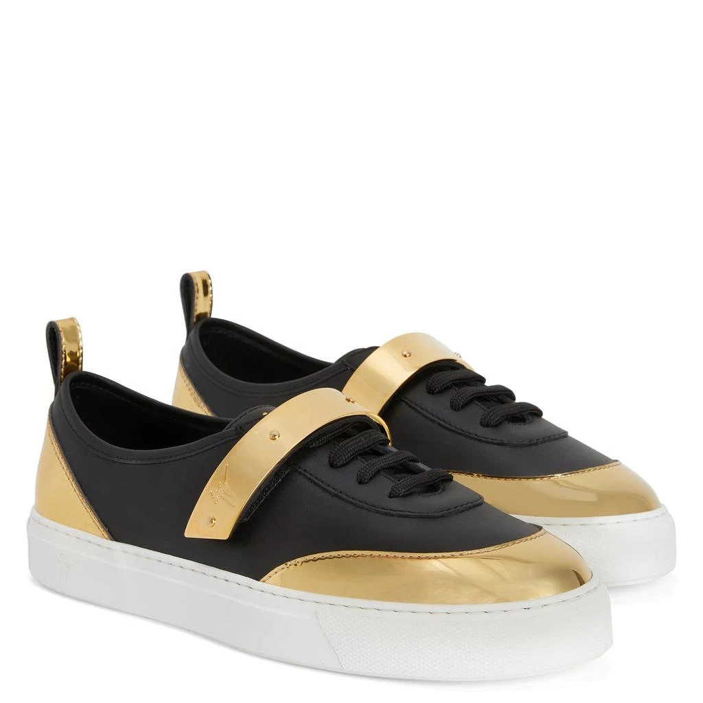 Giuseppe Zanotti Zenas 2