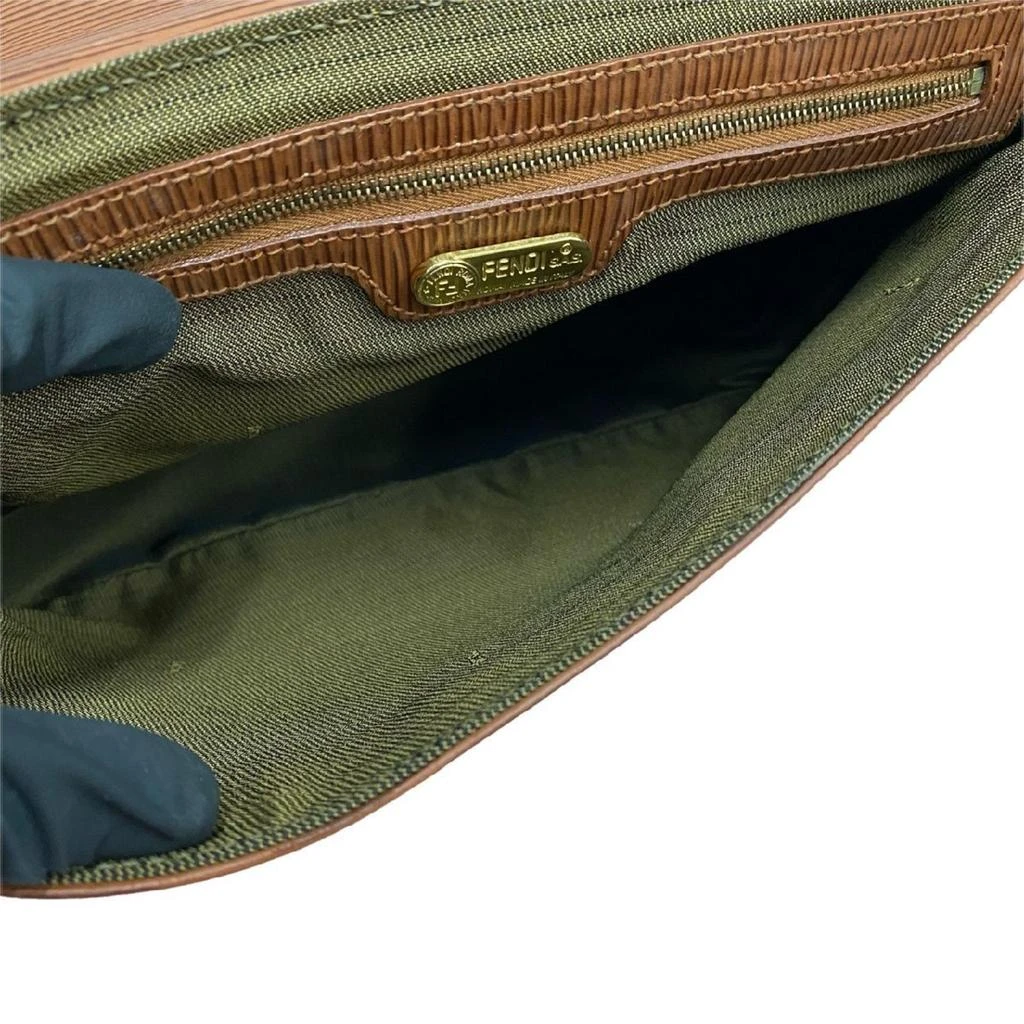 Fendi Fendi  Leather Shoulder Bag (Pre-Owned) 4