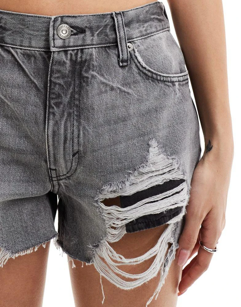 Weekday Weekday Duchess low waist baggy fit denim shorts in black 5