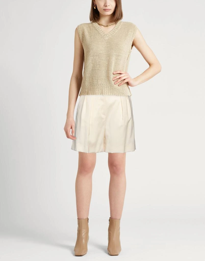 Max Mara Shorts
Bermuda 2