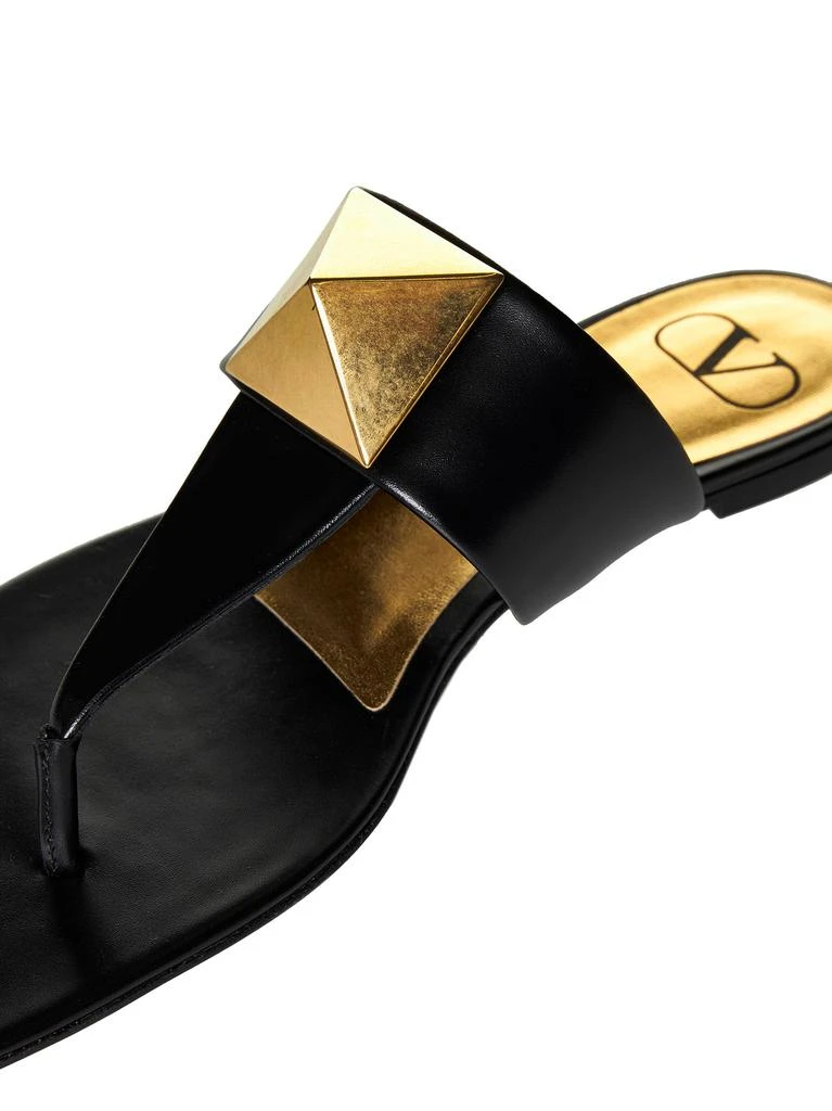 Valentino VALENTINO GARAVANI | Black leather One Stud flat thong sandals | Women | 36 4