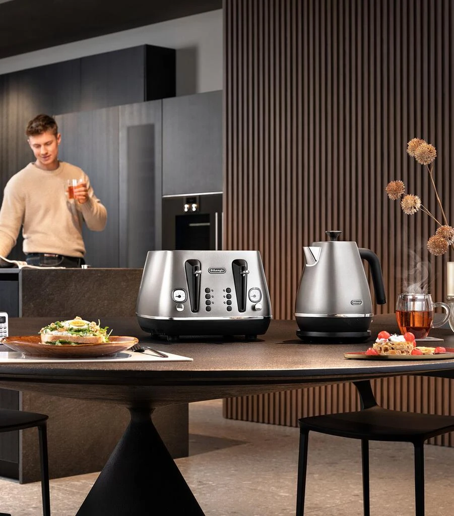 De'Longhi Distinta 4-Slice Toaster 8