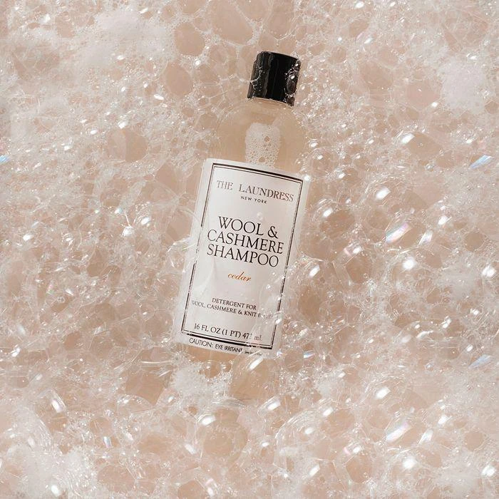 The Laundress Wool & Cashmere Shampoo 5