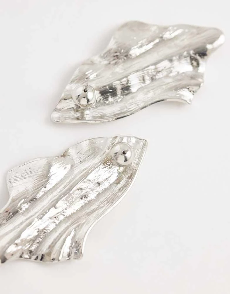 ASOS ASOS DESIGN earrings in natural shape in silver tone 4
