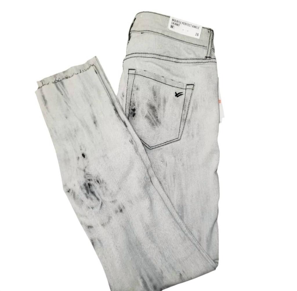 William Rast William Rast - Women's Washed Mid Rise Skinny Jeans