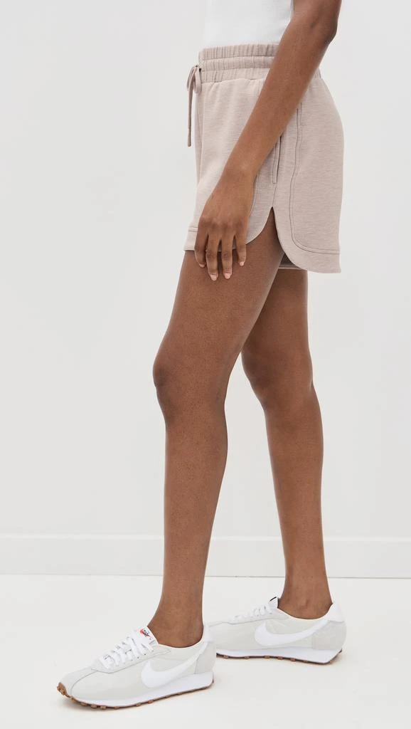 Varley Ollie High Rise Shorts 3.5" 3
