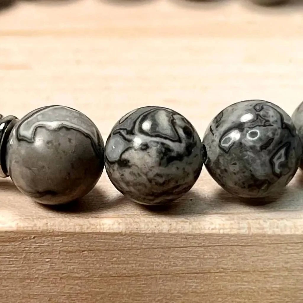 FAIRE Faire - Unisex - Mapstone
Lava Gemstone Mala Bracelet 3