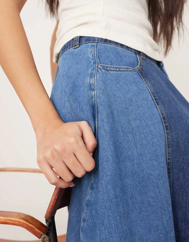 ARRANGE ARRANGE denim panelled maxi skirt in blue two tone - MBLUE 3