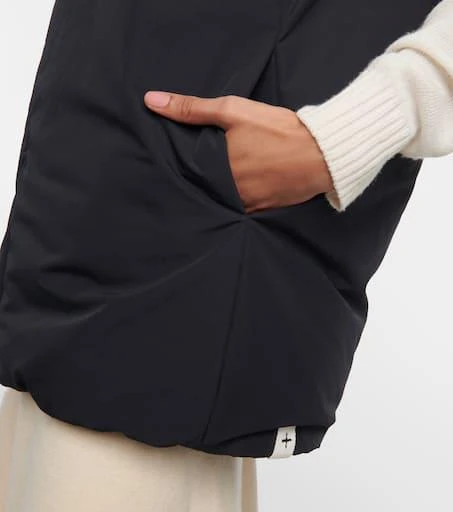 Jil Sander Oversized hooded down vest 5