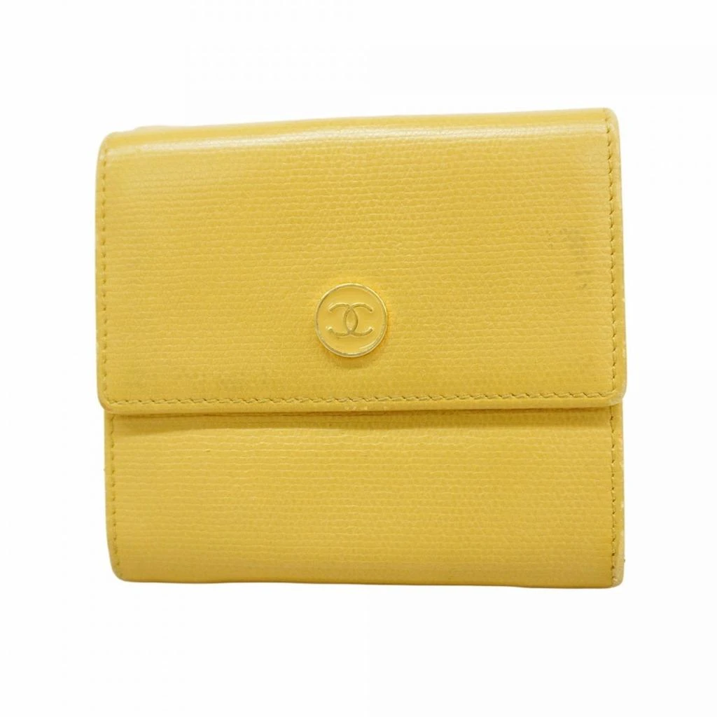Chanel Leather Wallet (Tri-Fold) (Pre-Owned) 1