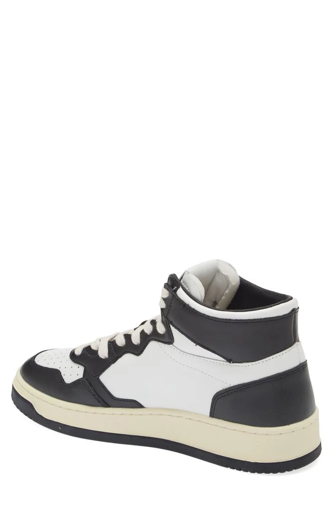 Autry Medalist Mid Sneaker 2
