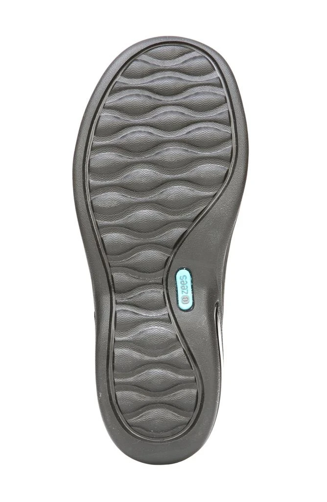 BZees Niche Slip On Flat 5