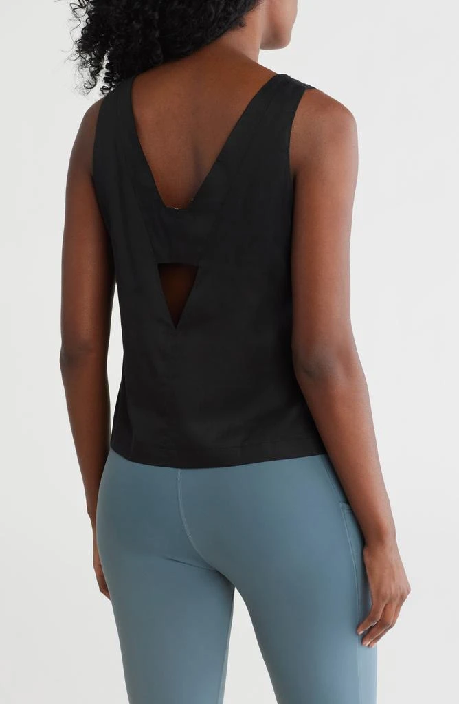 Travis Mathew Sun Soak Crop Tank 2