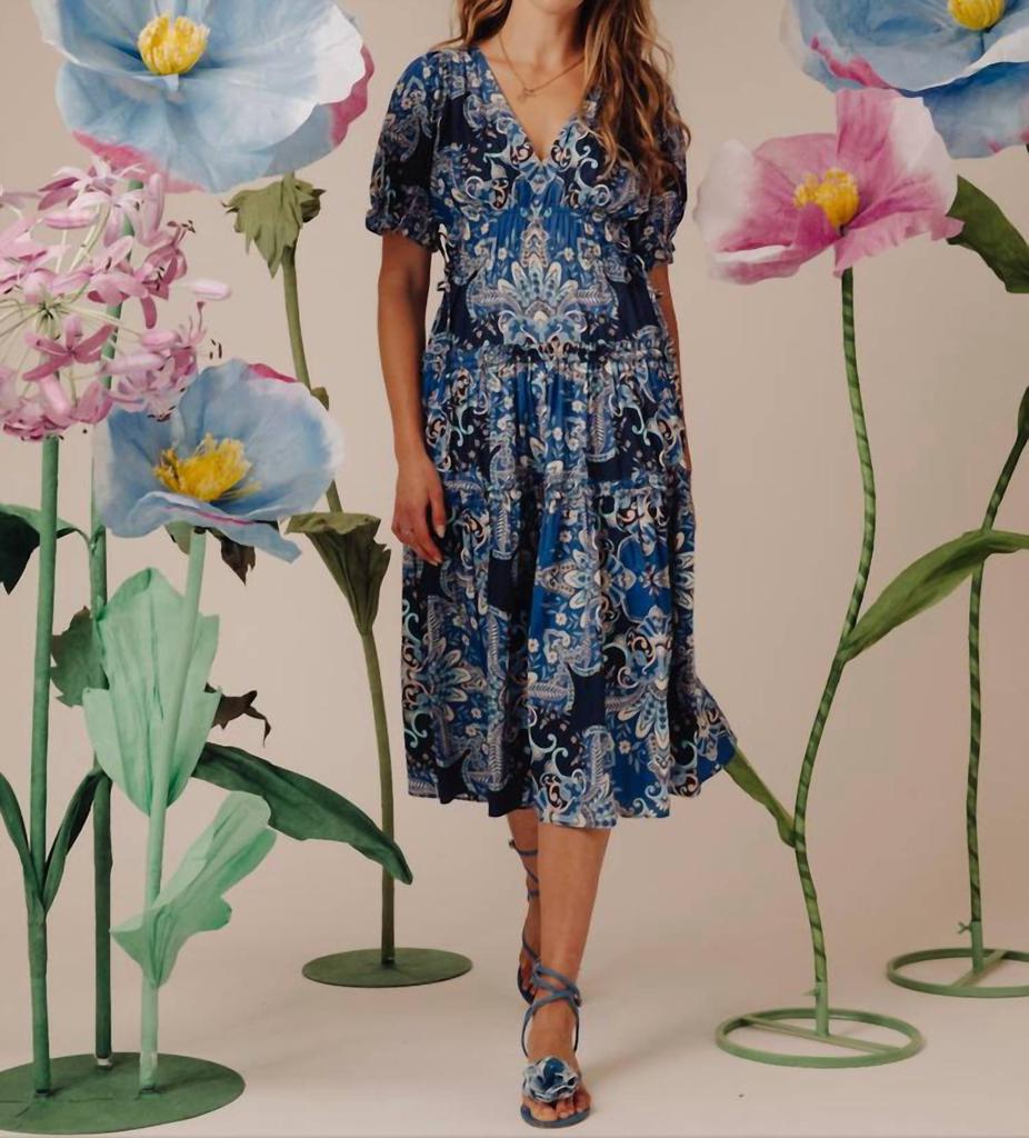 Love The Label Love The Label - Stella Midi Dress