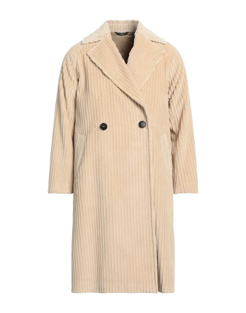 HEVÒ Coat 1