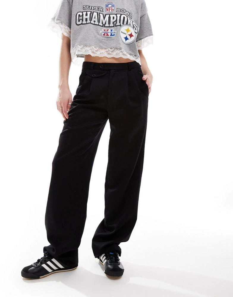 Reclaimed Vintage Reclaimed Vintage Revived x Glass Onion slouchy dad trouser in black 6