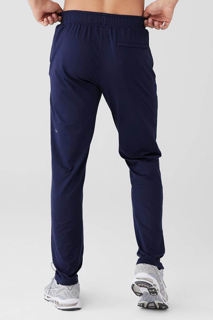 Alo Yoga Conquer Pulse Pant - Navy