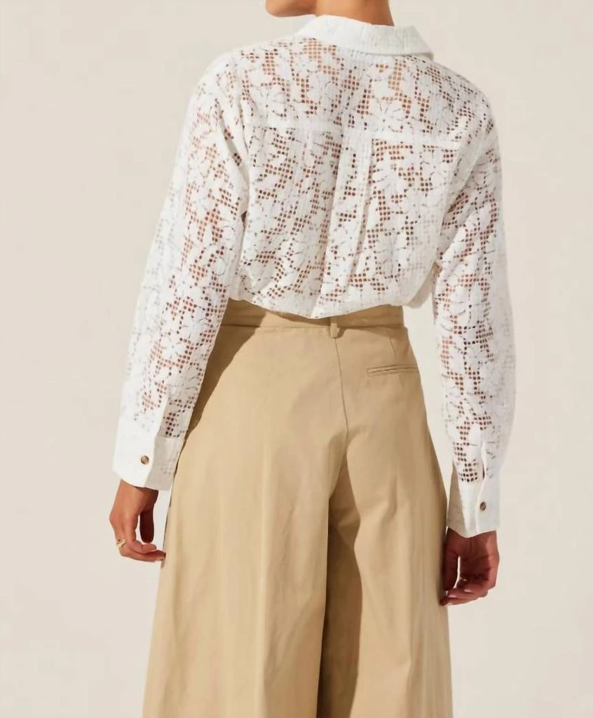 ASTR Astr - Tisa Floral Lace Top 2