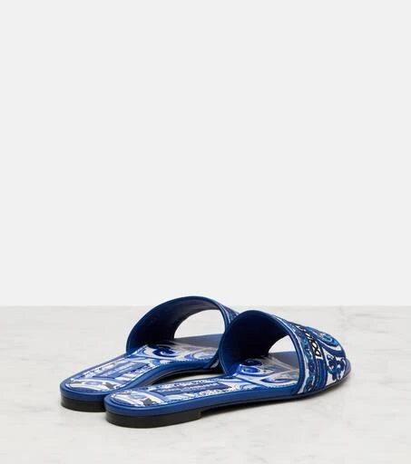 Dolce
Gabbana Embroidered slides 2