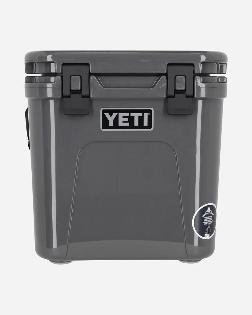 YETI Roadie 24 Cool Box Charcoal 1