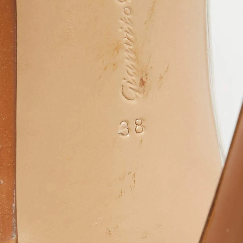 Gianvito Rossi Gianvito Rossi Nude/Black Patent Leather And PVC Plexi Pointed Toe Pumps Size 38 8
