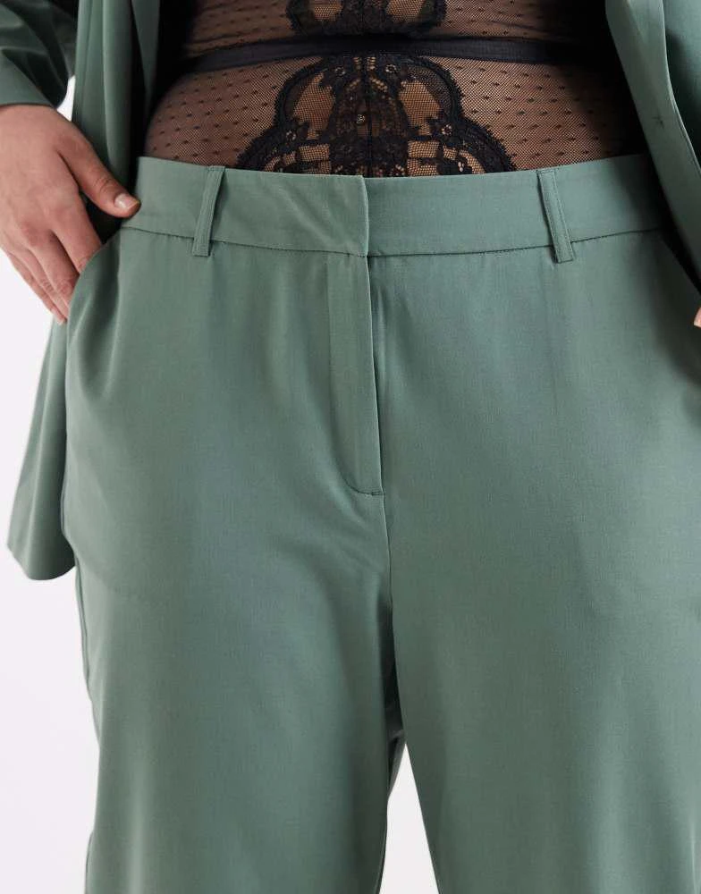 Vero Moda Curve Vero Moda Curve straight leg tailored trouser co-ord in green 4