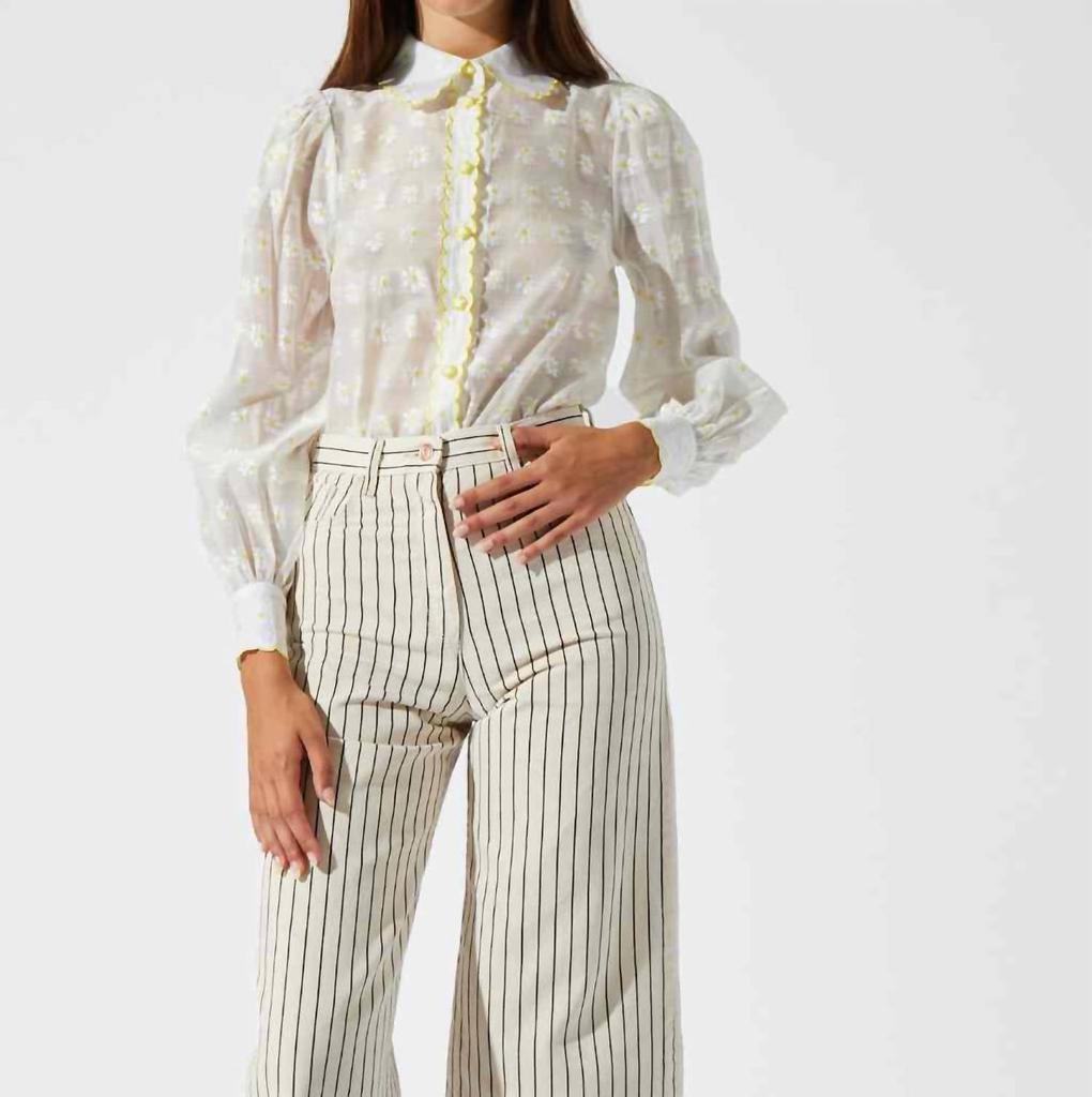 Manoush Manoush - Whimsical Daisy Embroidery Blouse