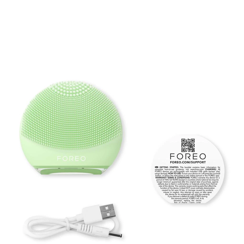 FOREO FOREO LUNA 4 GO 2-Zone Facial Cleansing and Firming Device for All Skin Types 10