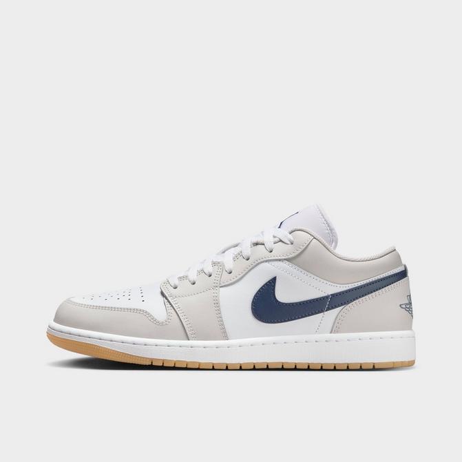 Jordan Men's Air Jordan Retro 1 Low Casual Shoes
