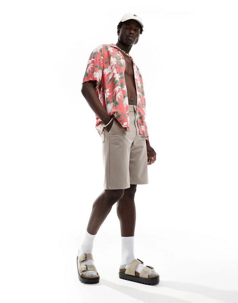 HOLLISTER Hollister thrifted short sleeve revere collar tropical floral print rayon shirt in red 2