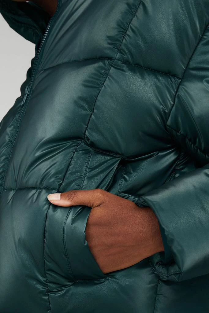 Alo Pearlized Pristine Puffer - Midnight Green 4