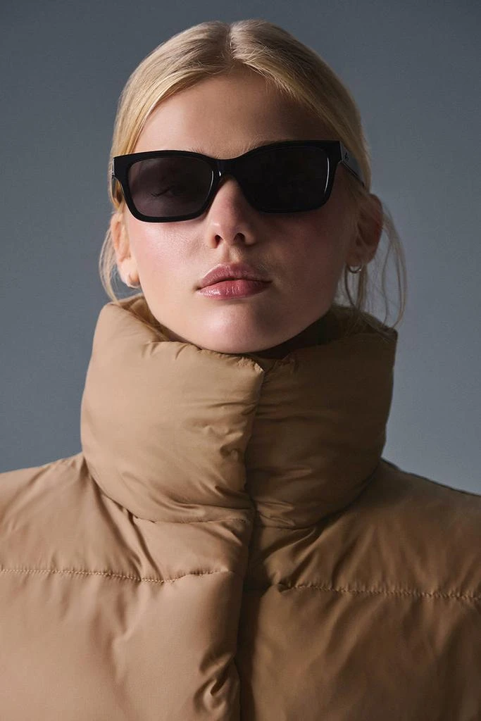 Alo Cropped Gold Rush Puffer Vest - Toasted Almond 5