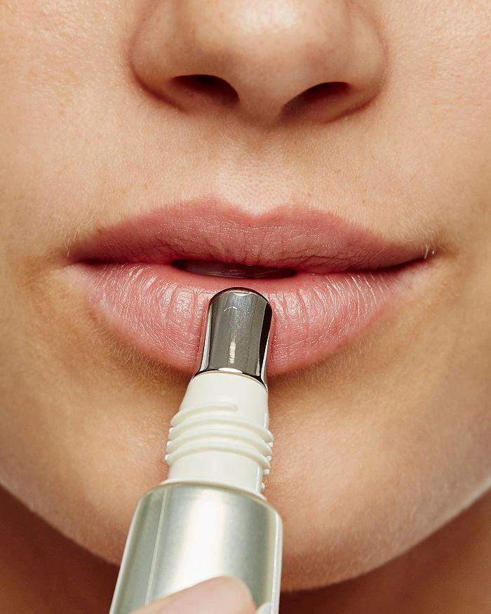 Cle de Peau Lip Serum 3