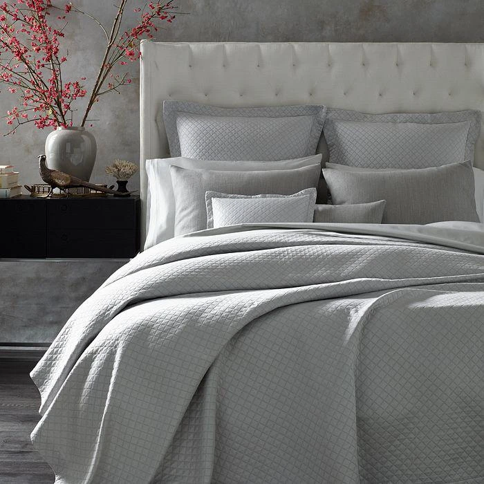 Matouk Nadia Coverlet, King 1