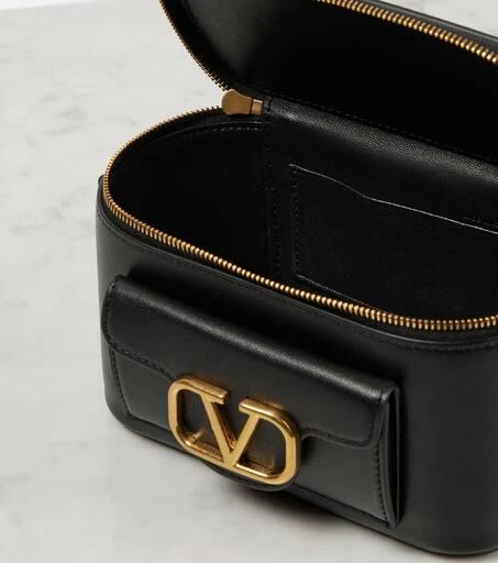 Valentino VLogo Locò Mini leather makeup bag 3