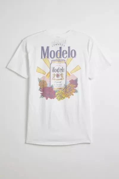 Urban Outfitters Modelo Can Tee 1