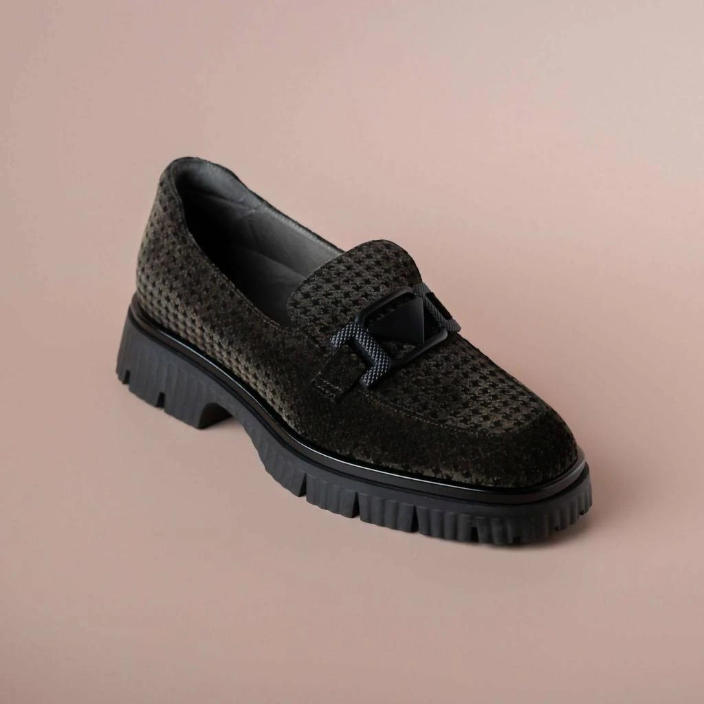 Softwaves Women's Varena Loafers In Black/brown Houndstooth 1