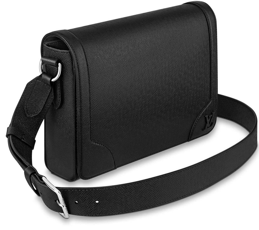 LOUIS VUITTON New Flap Messenger 2