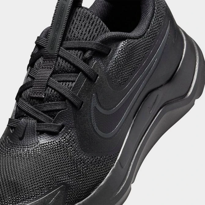 NIKE Big Kids' Nike Cosmic Runner Running Shoes 5