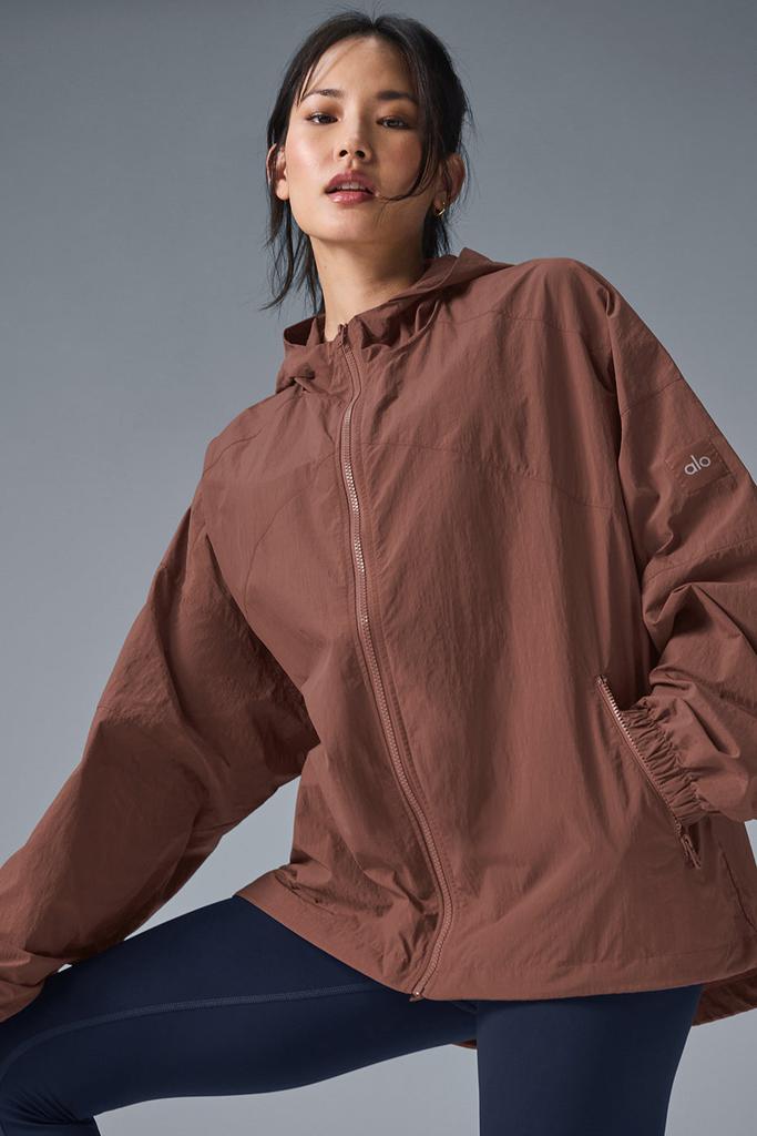 関税負担なし◆ALO Yoga◆Vantage ナイロントラックジャケット New Alo Vantage Nylon Ripstop Track Jacket Beige Cream Size