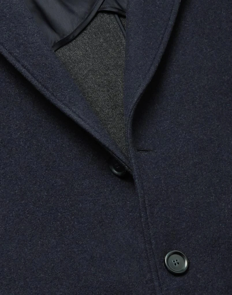 MR P. Coat 5
